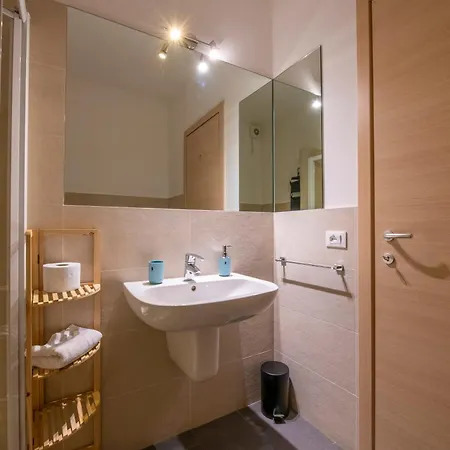 Borgo Trento Home, Vicinissimo Ospedale Borgo Trento E Centro Storico *